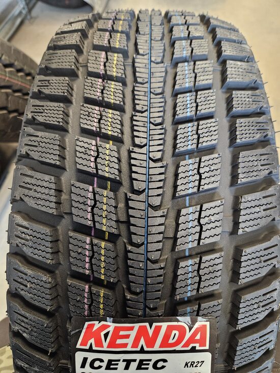 225/50R17 Kenda KR27
